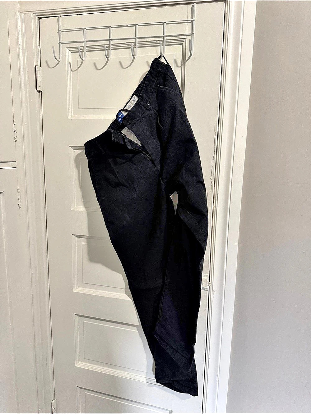 Old Navy Black Straight Leg Pants Size 8